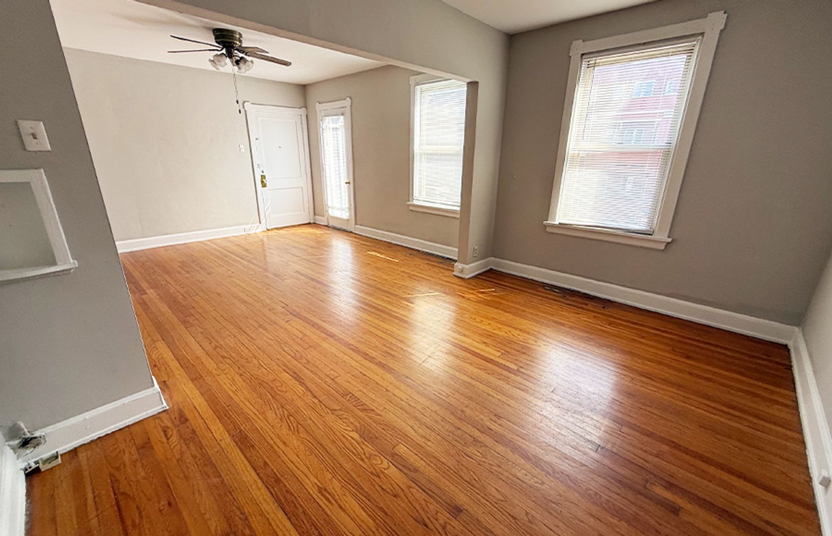 Cincinnati Apartment: 3404 Whitfield Avenue