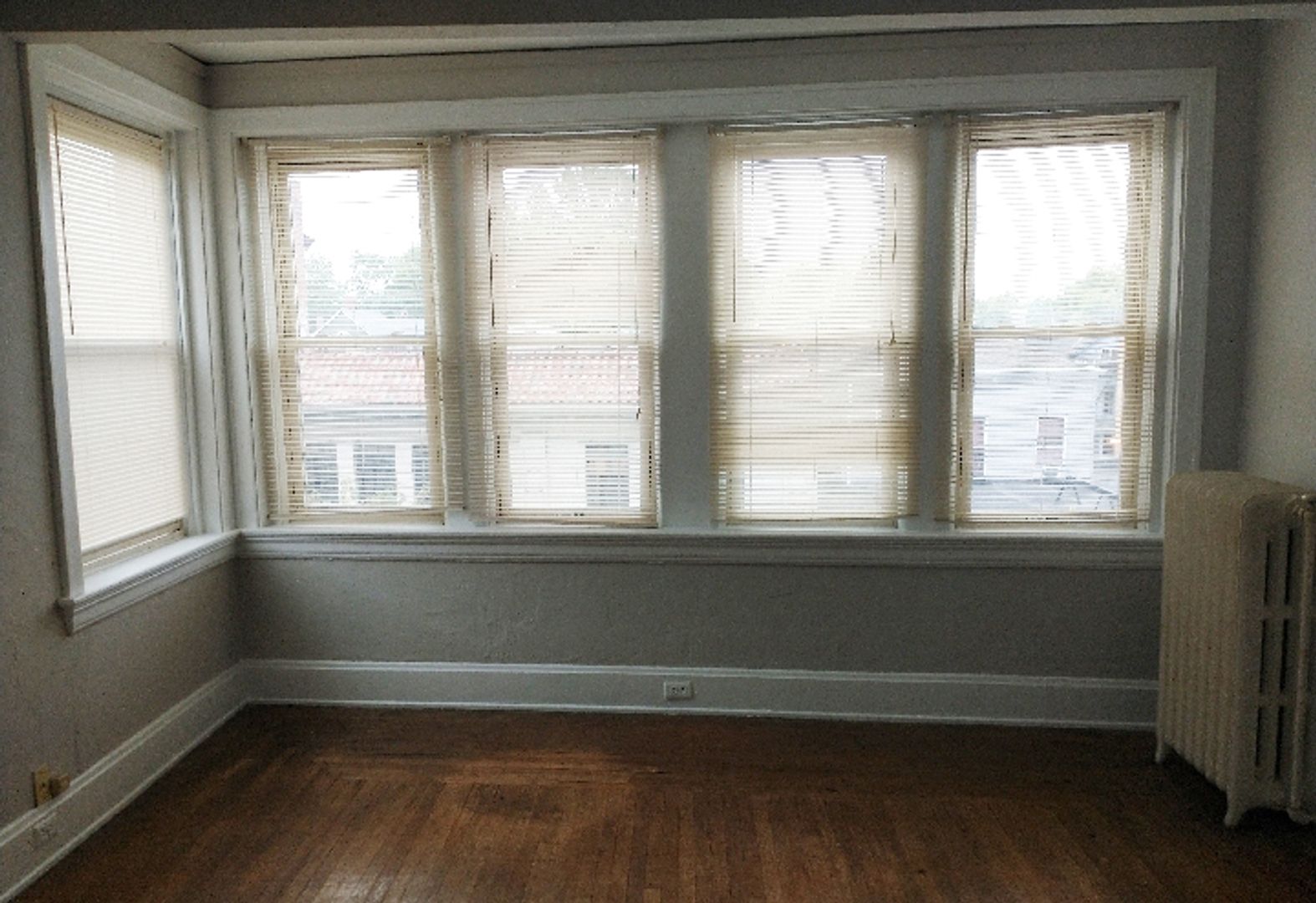 Cincinnati Apartment: 343-345 Ludlow Avenue