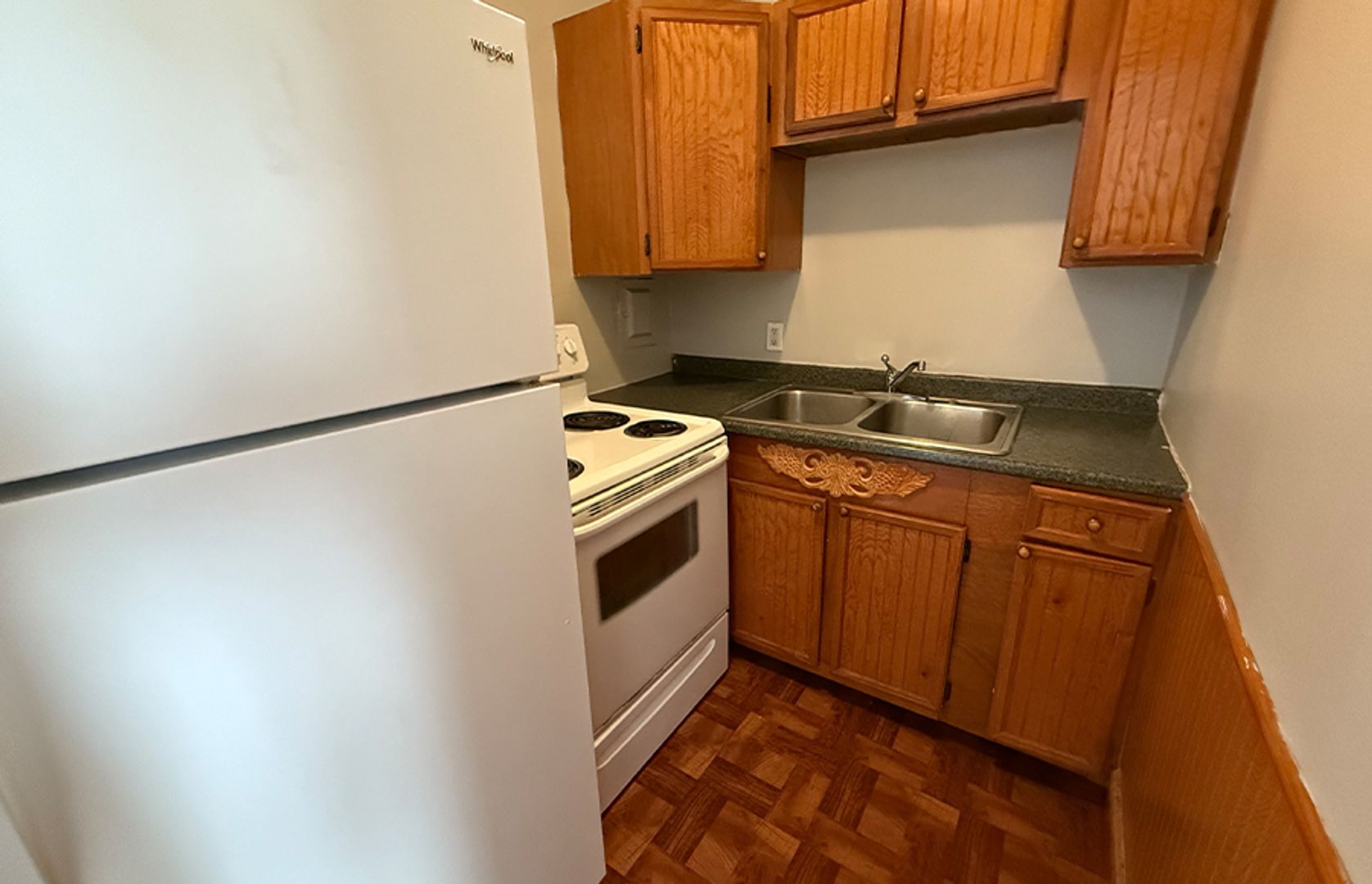 Cincinnati Apartment: 332 Ludlow Avenue