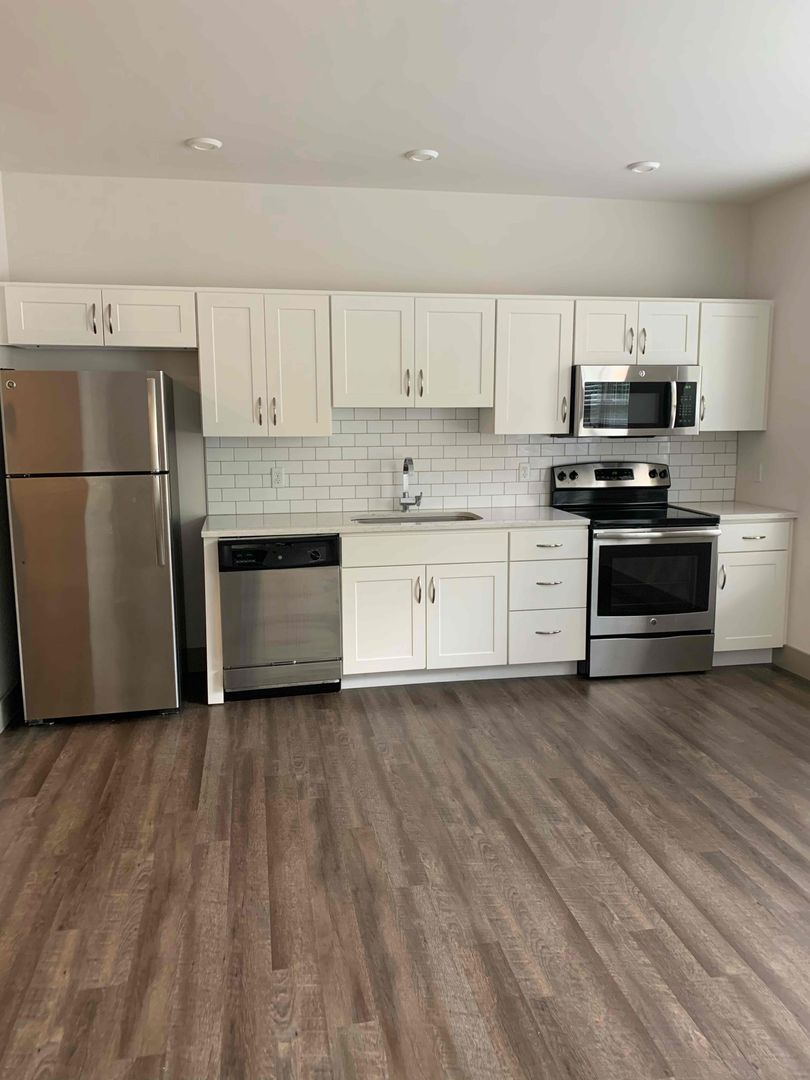 Cincinnati Apartment: 3240 Whitfield Avenue
