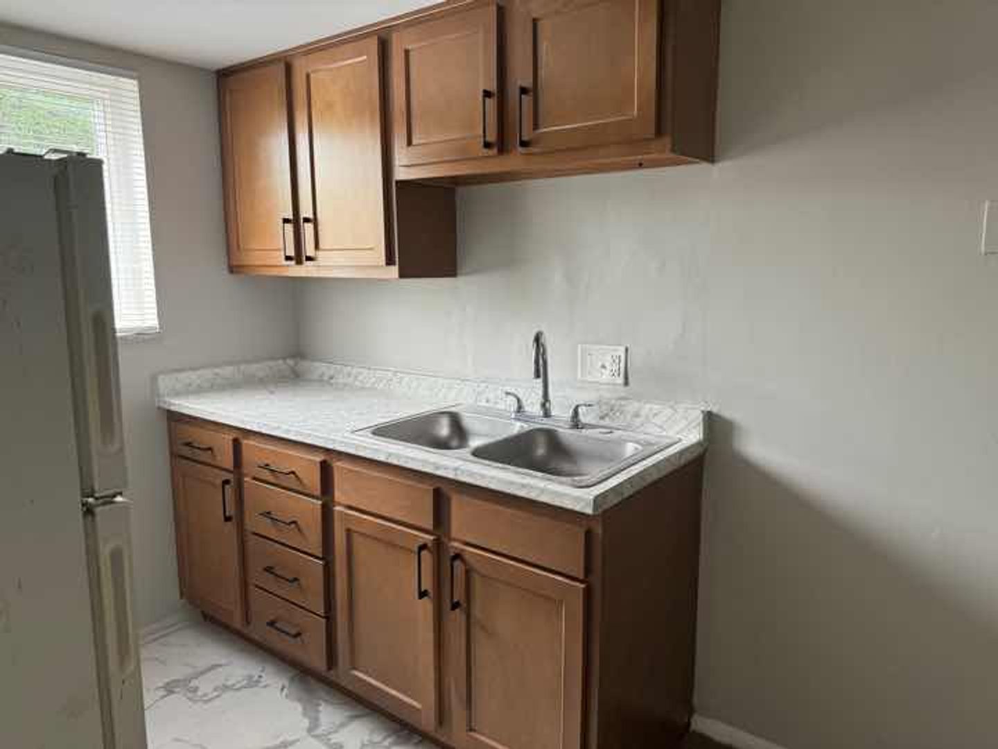 Cincinnati Apartment: 3051 Marshall Avenue