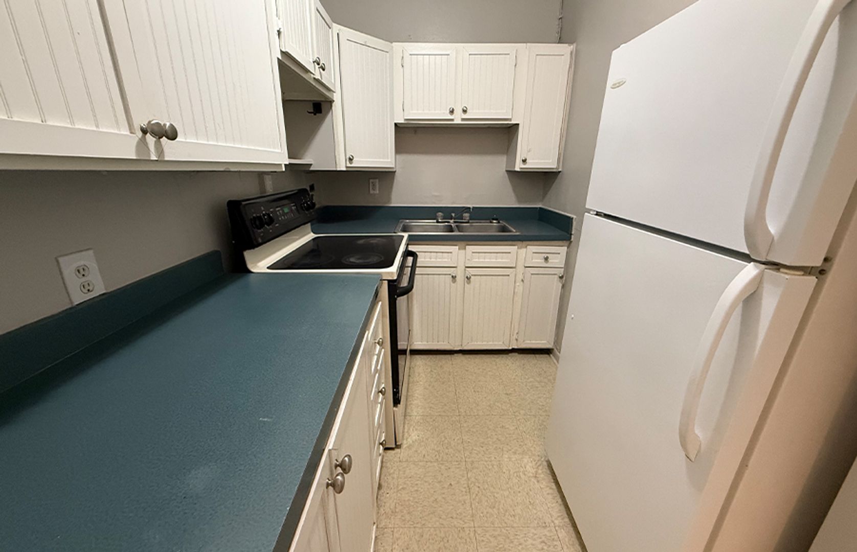 Cincinnati Apartment: 332 Ludlow Avenue