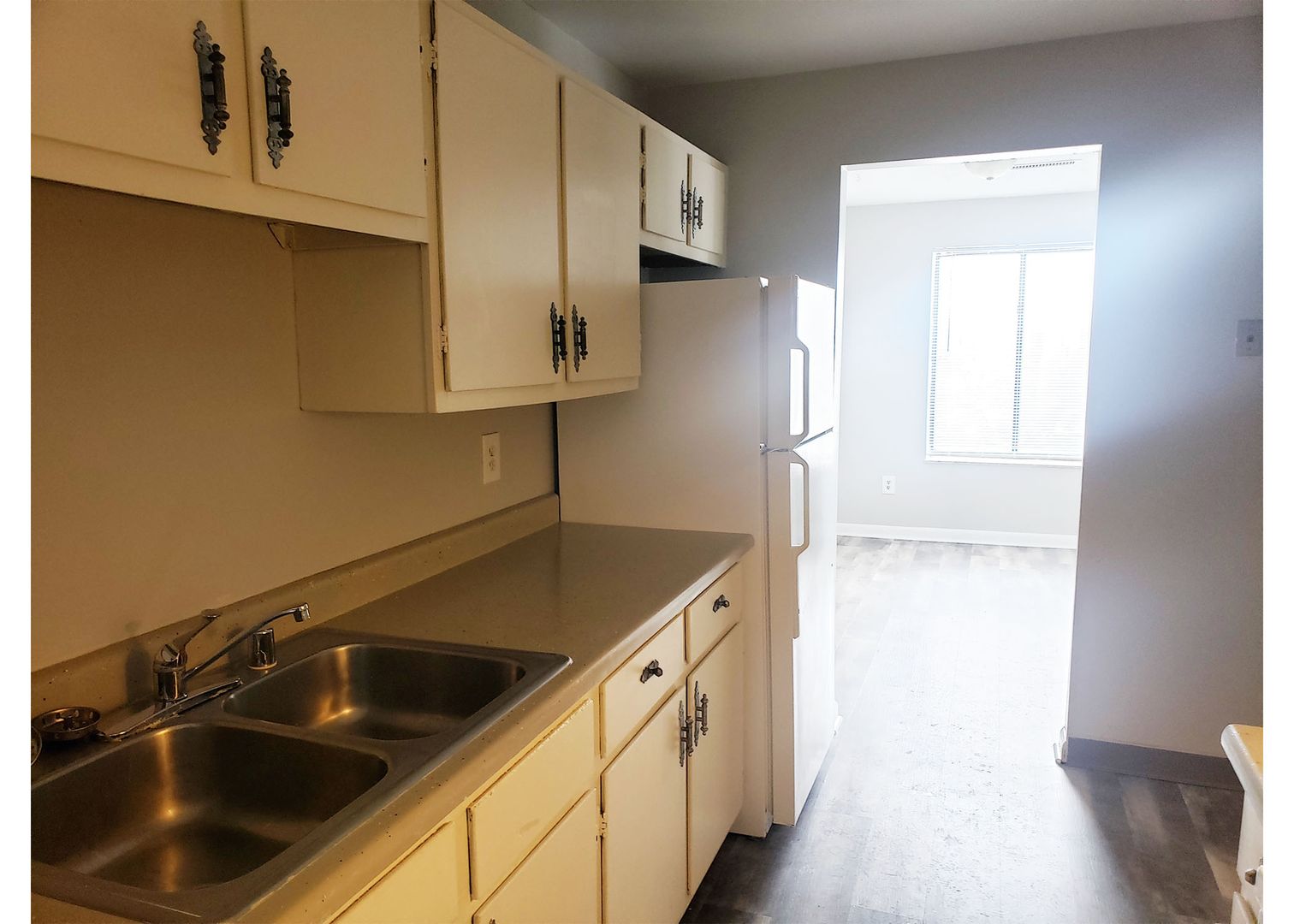 Cincinnati Apartment: 1600 Thompson Heights