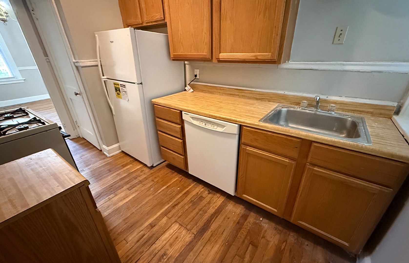 Cincinnati Apartment: 3404 Whitfield Avenue