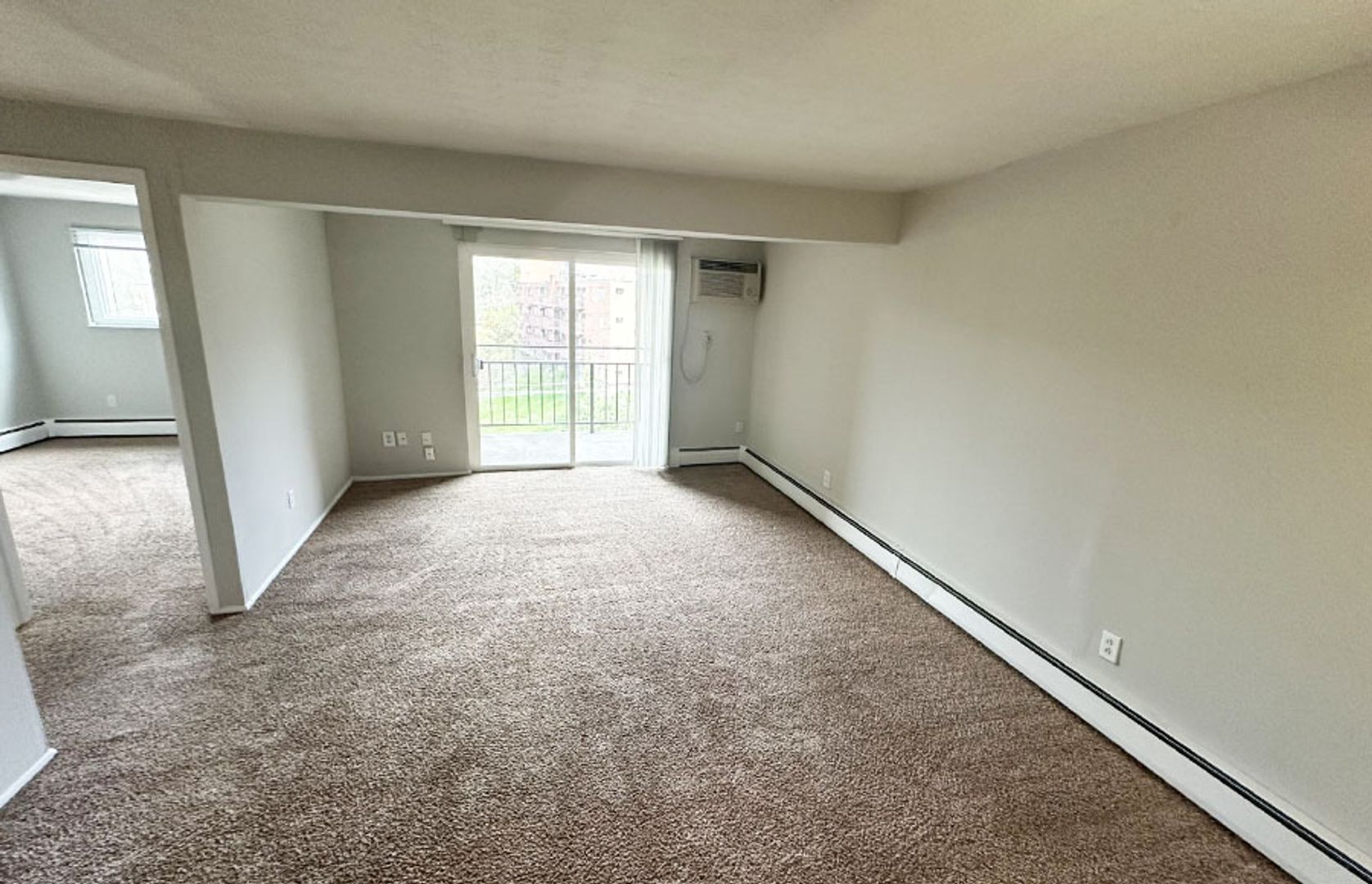 Cincinnati Apartment: 714 Clifton Colony Dr