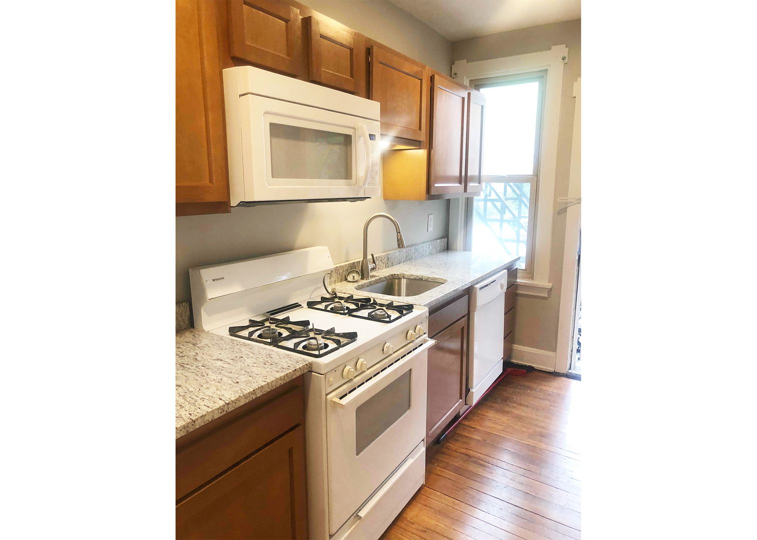 Cincinnati Apartment: 3404 Whitfield Avenue