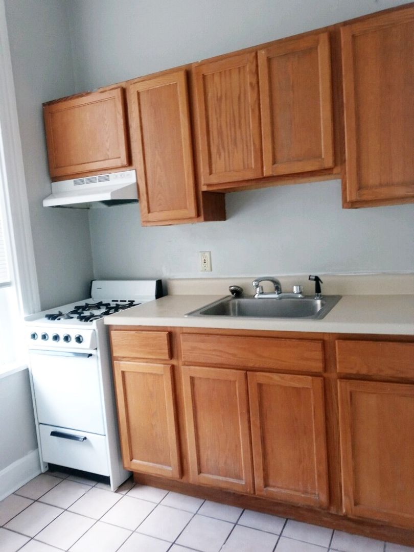 Cincinnati Apartment: 501 Lowell Avenue