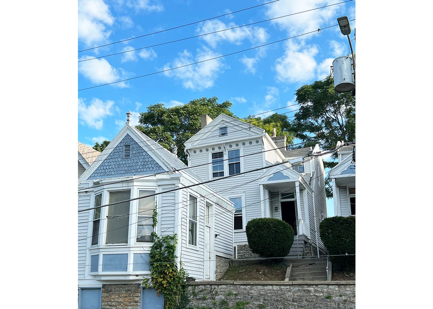 CINCINNATI House: 114 W. Nixon Street