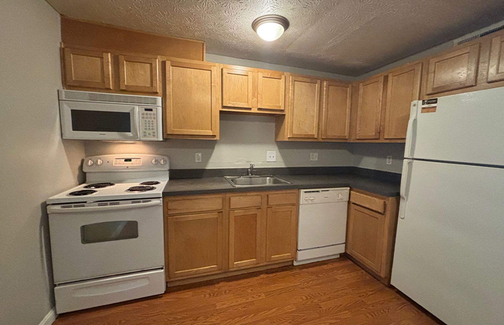 Cincinnati Apartment: 525 Lowell Avenue