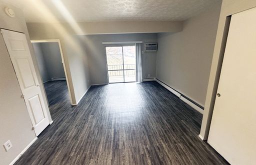 720 Clifton Colony Dr #3 – photo 1