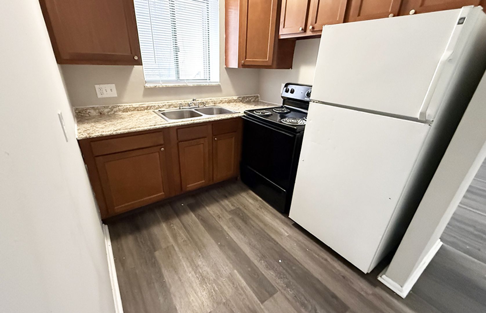 Cincinnati Apartment: 714 Clifton Colony Dr