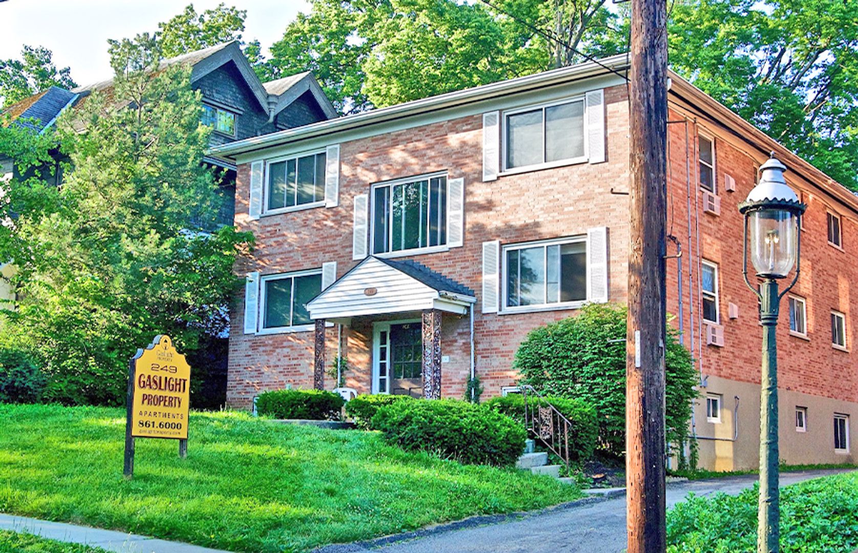 Cincinnati Apartment: 249 Senator Place