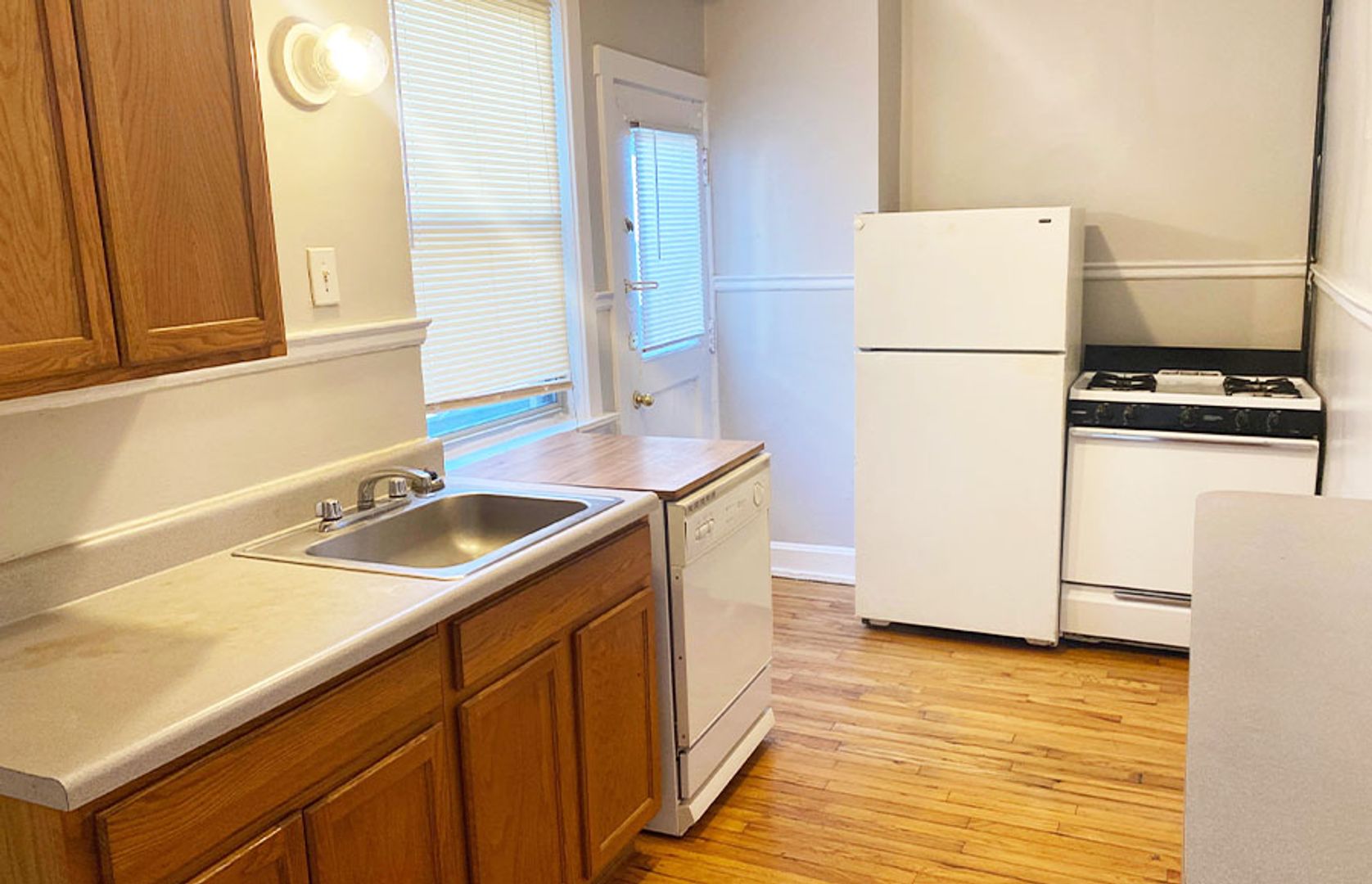 Cincinnati Apartment: 3404 Whitfield Avenue