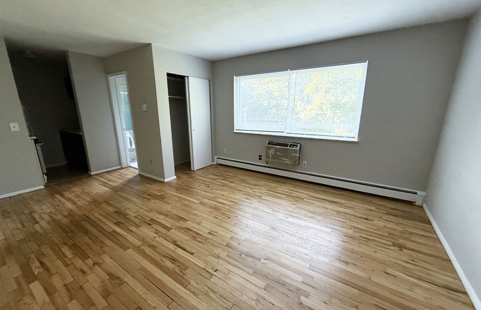 Cincinnati Apartment: 3209 Bishop Street