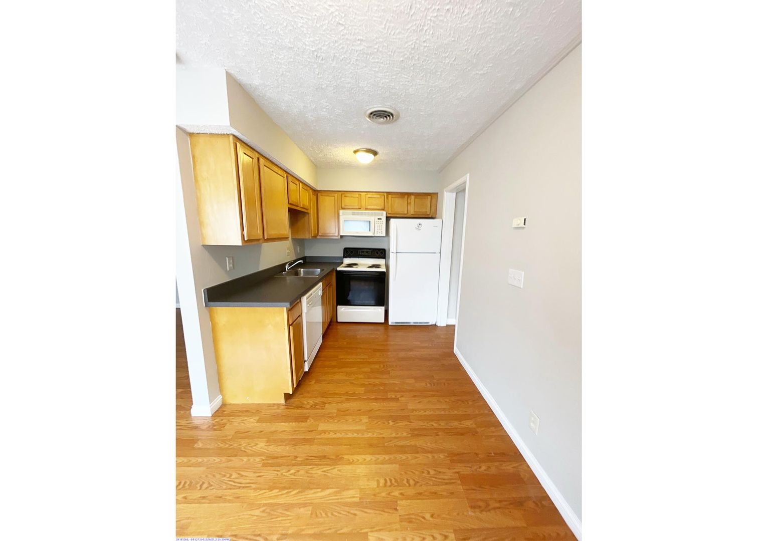 Cincinnati Apartment: 563 Lowell Avenue