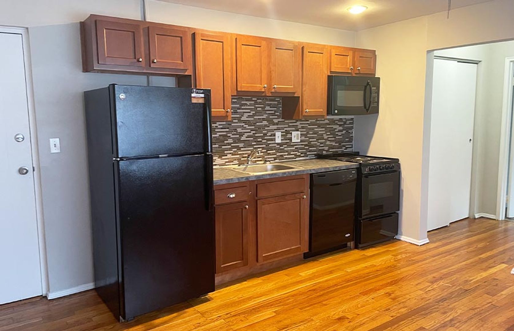 Cincinnati Apartment: 558 Lowell Avenue