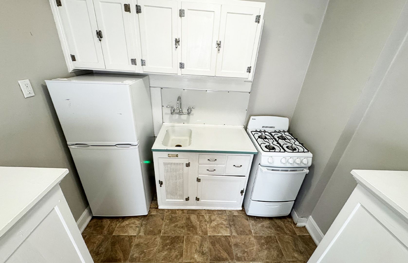 Cincinnati Apartment: 451 Ludlow Avenue