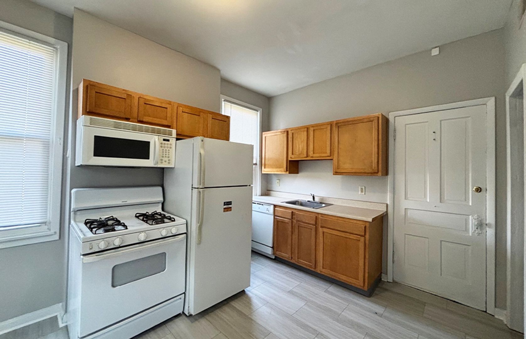 Cincinnati Apartment: 3241 Jefferson Avenue