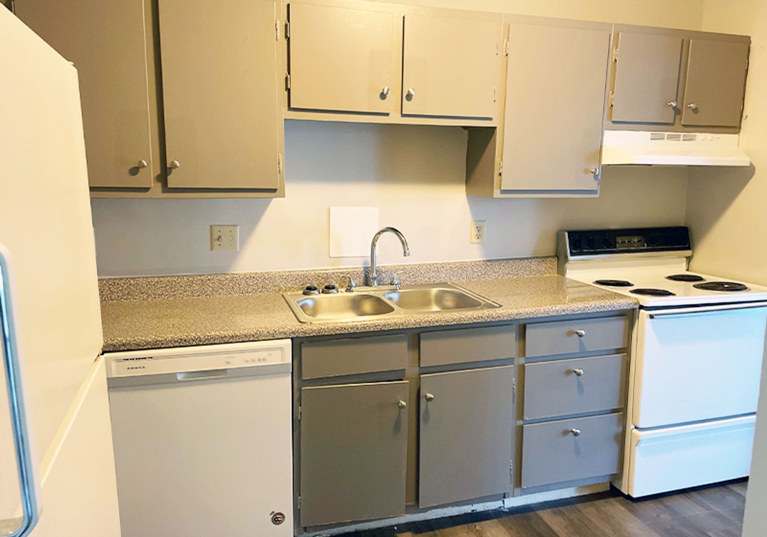 Cincinnati Apartment: 1600 Thompson Heights