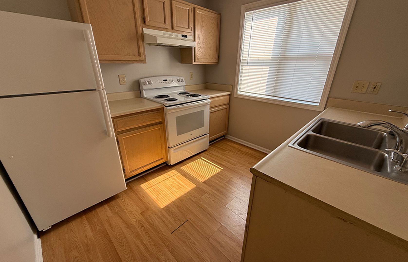 Cincinnati Apartment: 3227 Bishop Street