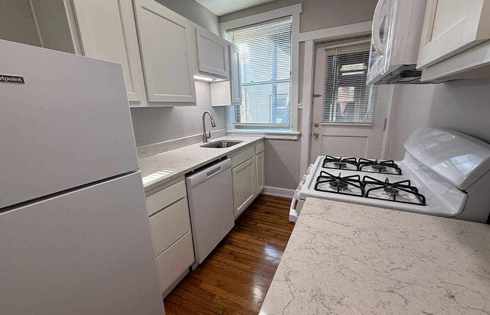 Cincinnati Apartment: 3404 Whitfield Avenue