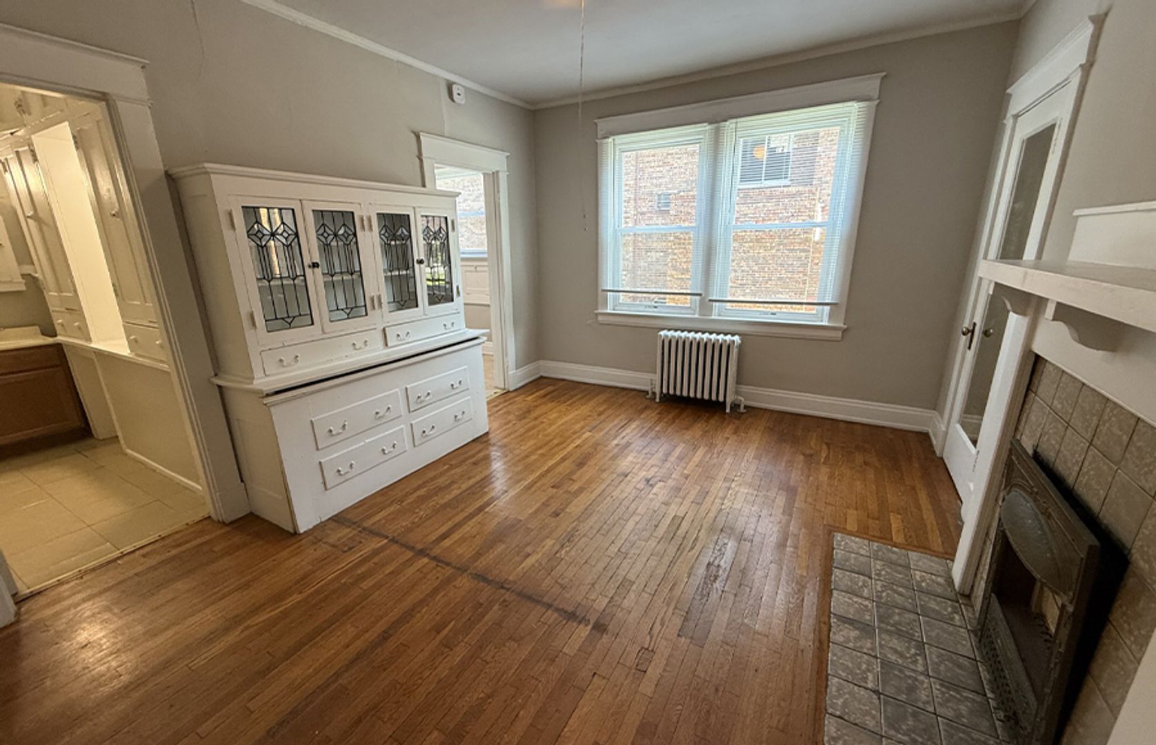 Cincinnati Apartment: 3027 Clifton Avenue