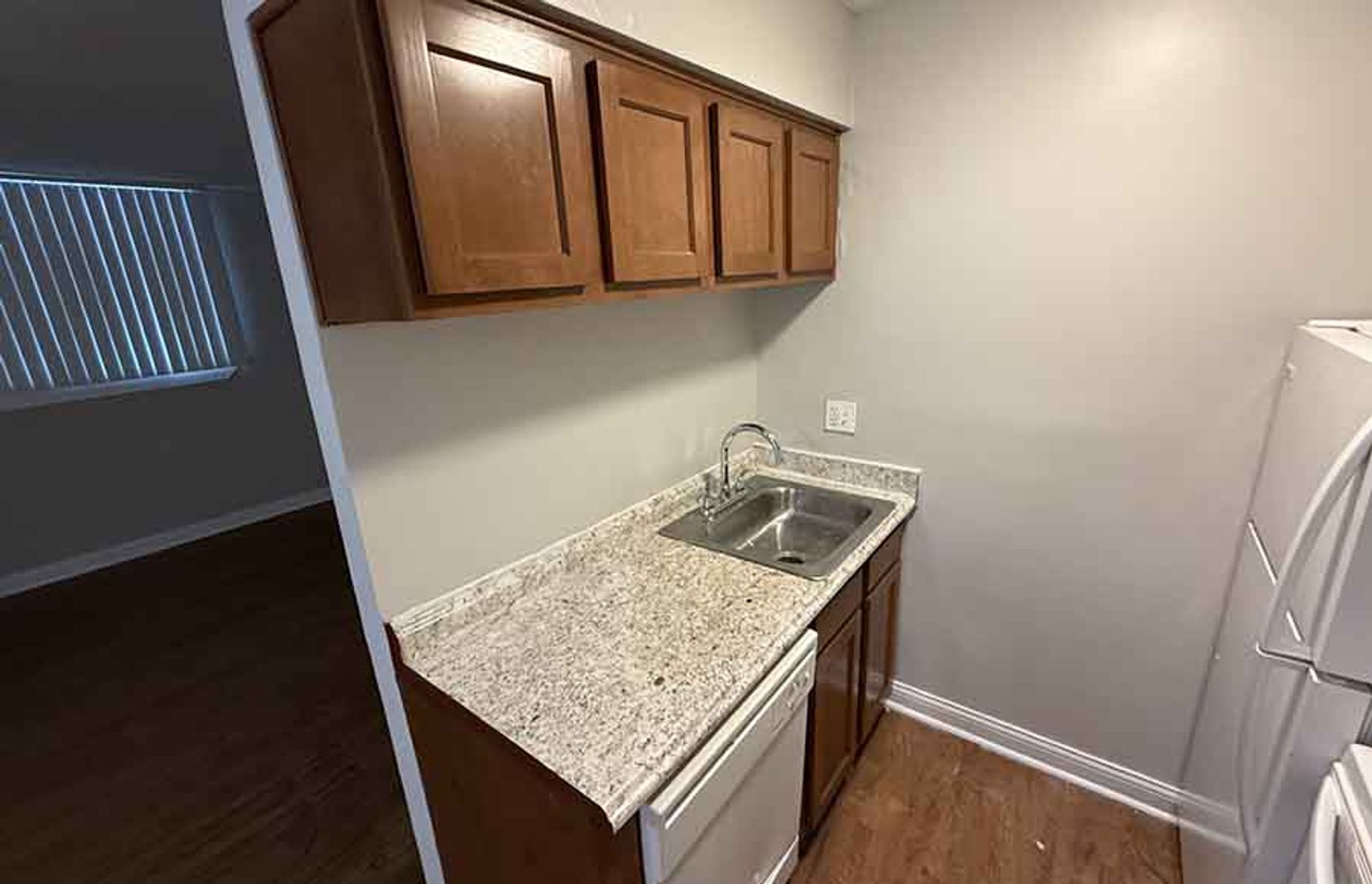 Cincinnati Apartment: 3051 Marshall Avenue