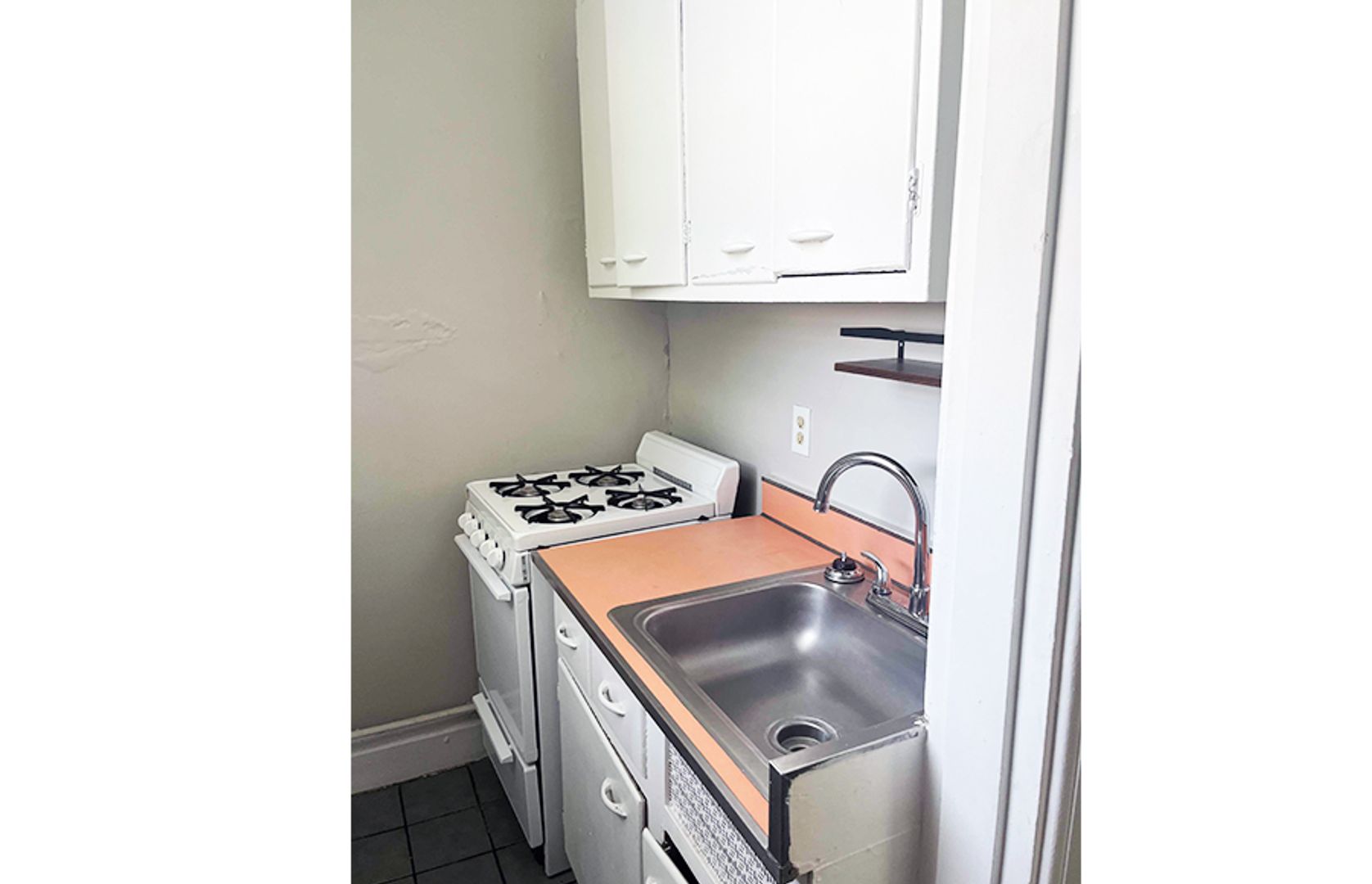 Cincinnati Apartment: 2829 Glendora Avenue