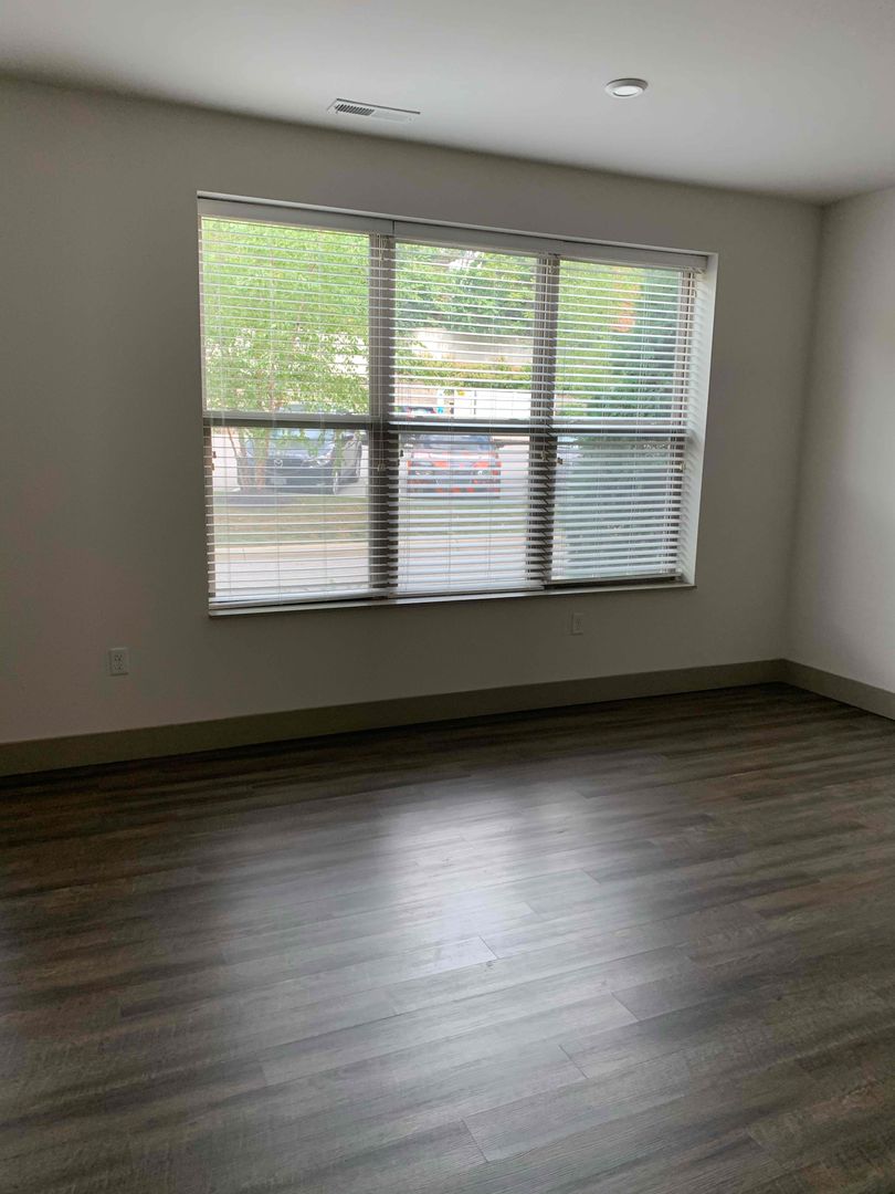 Cincinnati Apartment: 3240 Whitfield Avenue