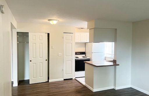 611 Lowell Ave #1 – photo 1