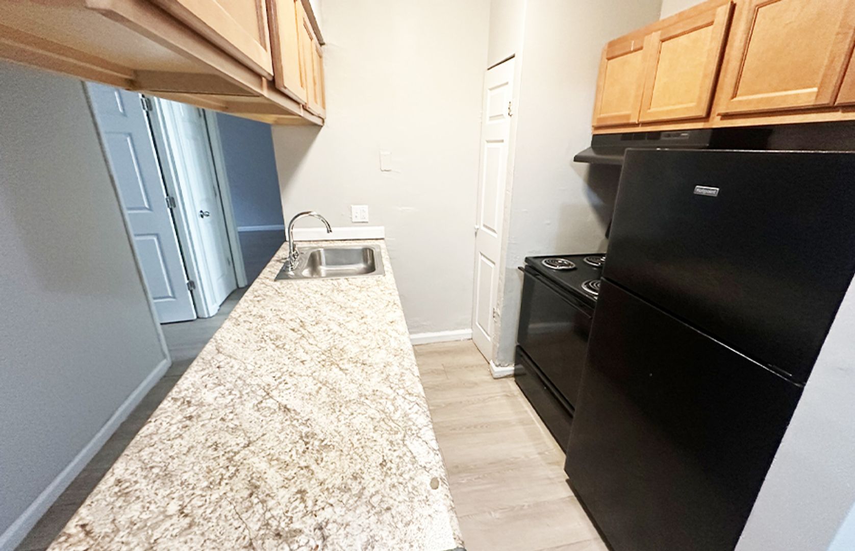 Cincinnati Apartment: 714 Clifton Colony Dr