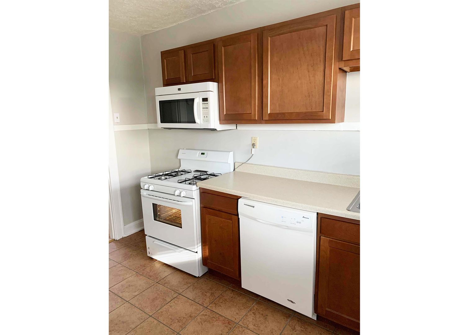 Cincinnati Apartment: 415-419-423 Probasco Street