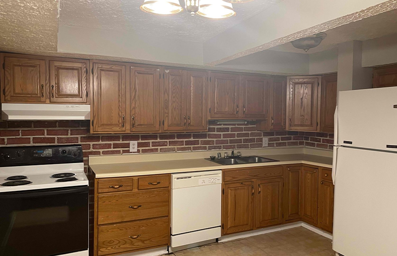 Cincinnati Apartment: 332 Ludlow Avenue