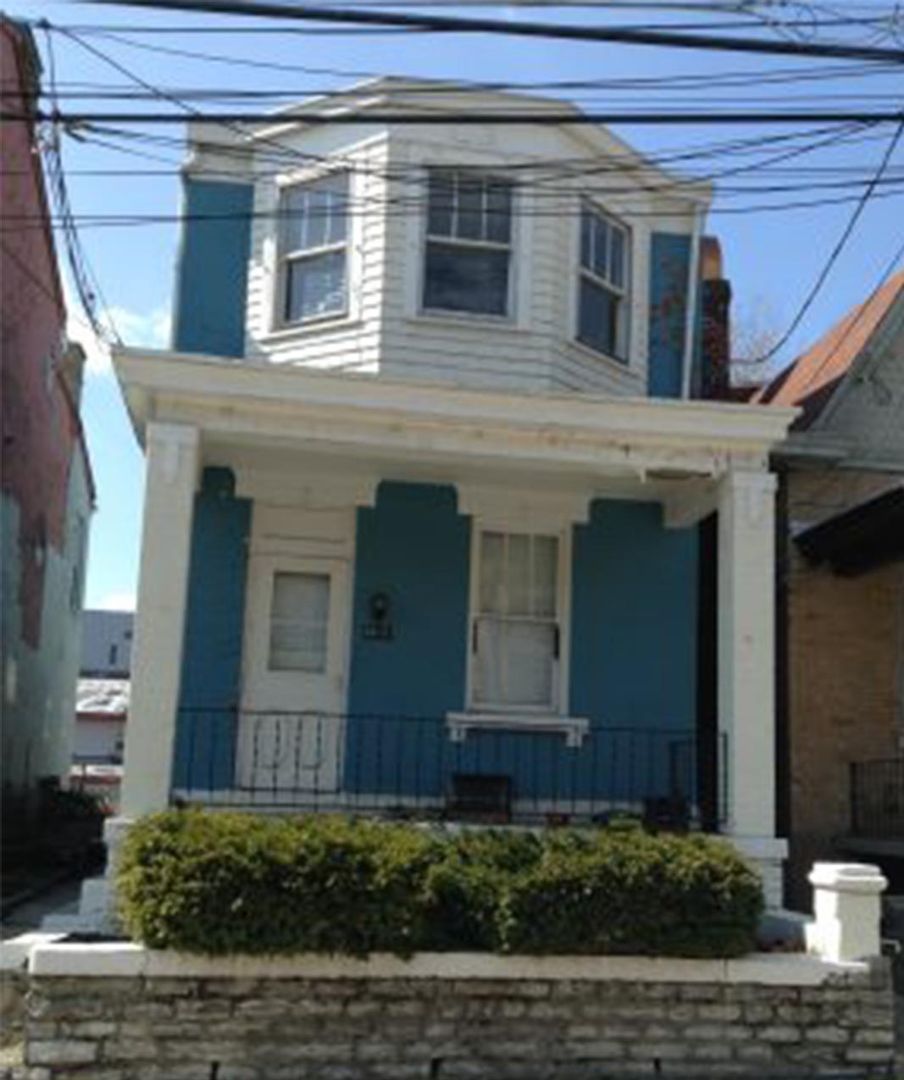 Cincinnati Apartment: 2817 Glendora Avenue