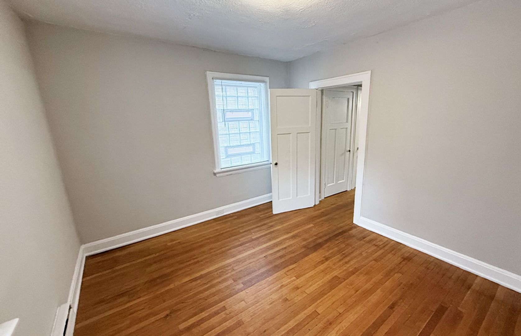 Cincinnati Apartment: 415-419-423 Probasco Street