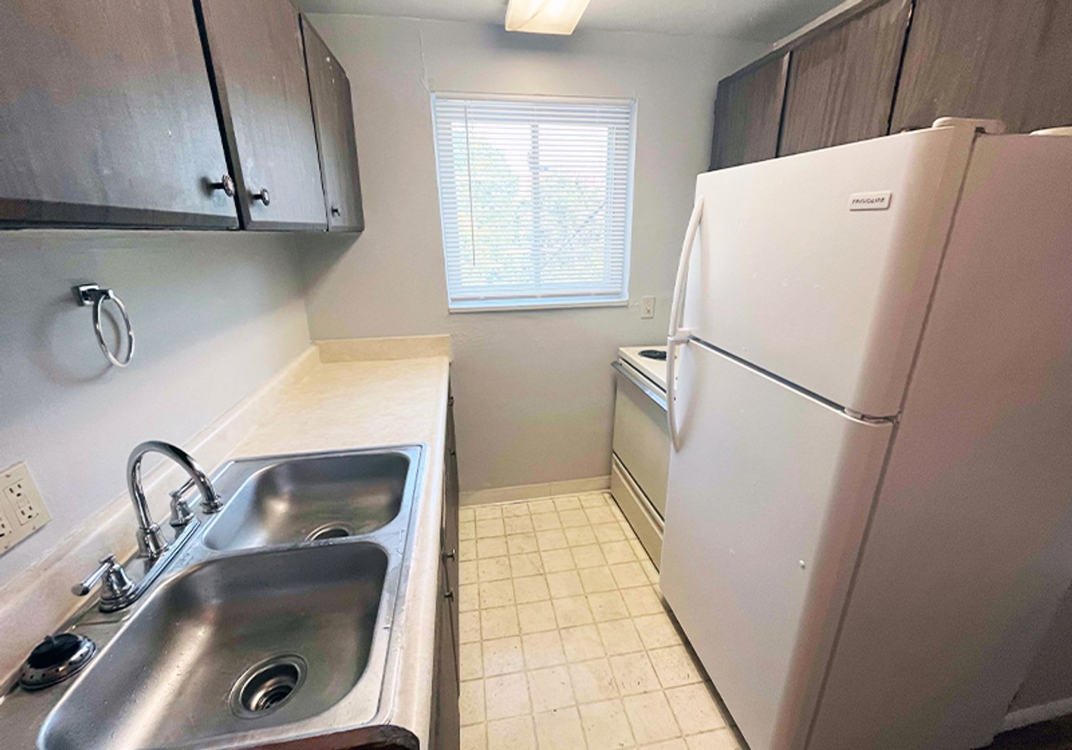 Cincinnati Apartment: 3051 Marshall Avenue
