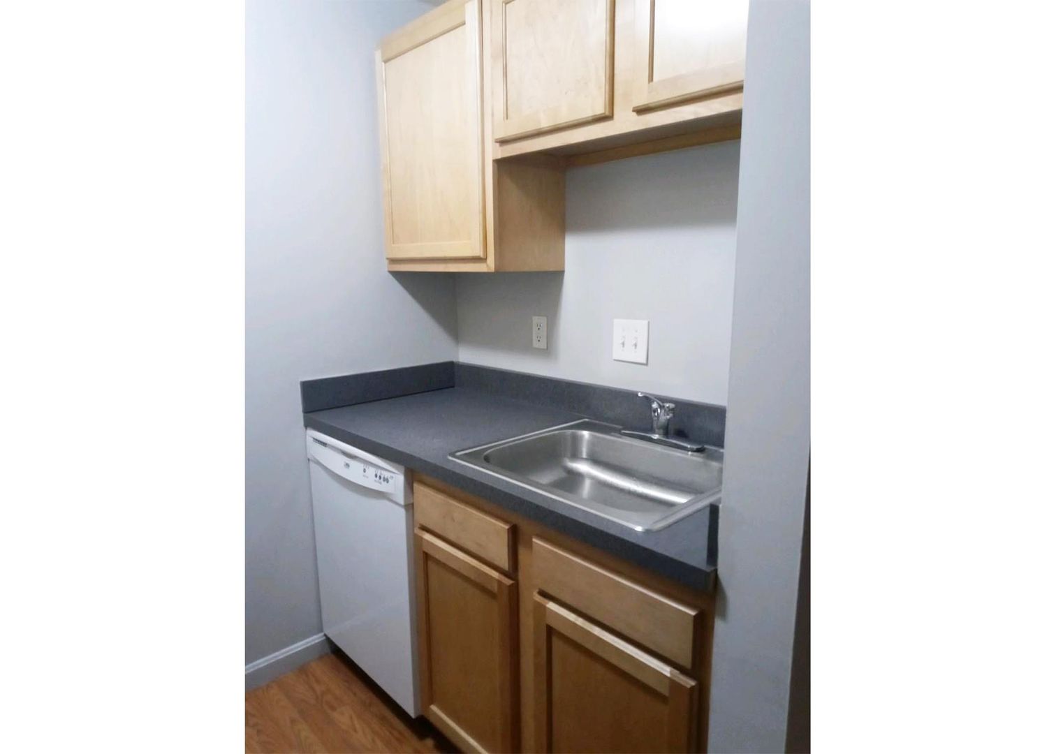 Cincinnati Apartment: 525 Lowell Avenue