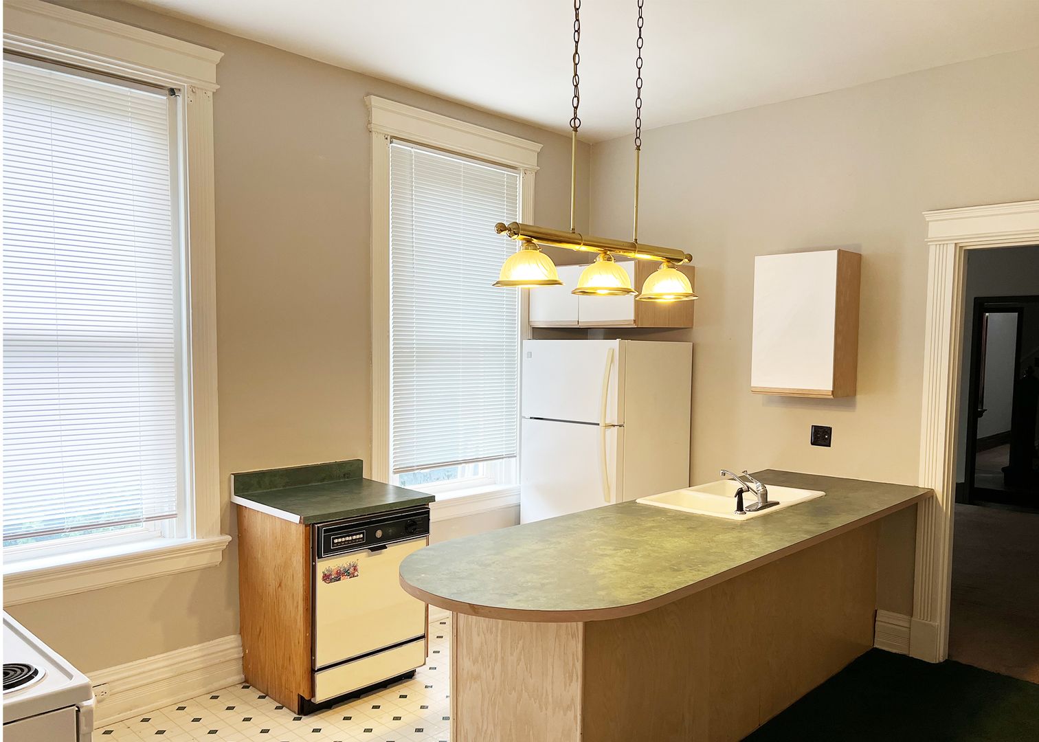 CINCINNATI House: 2922 Jefferson Avenue