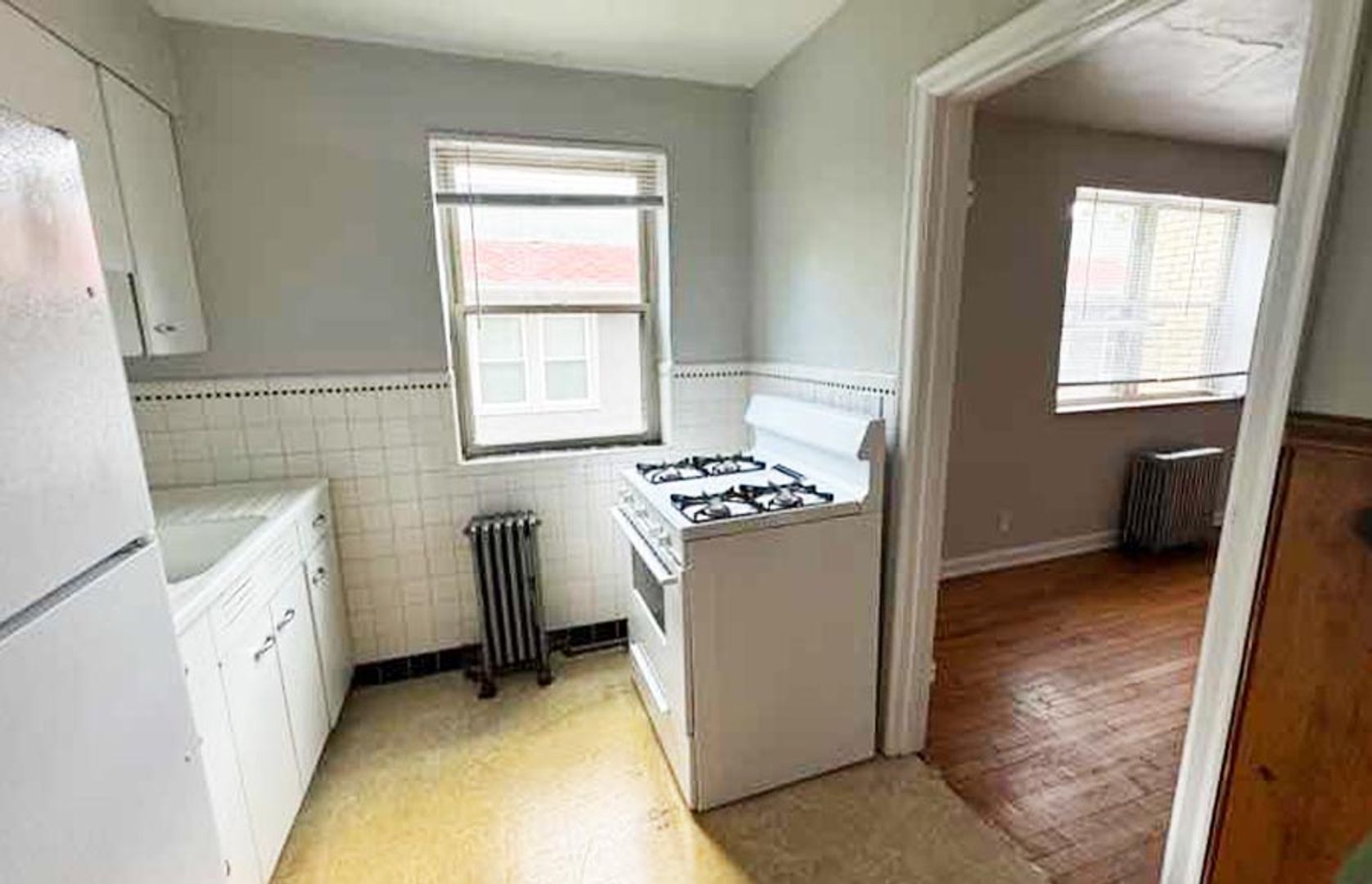 Cincinnati Apartment: 3025 Clifton Avenue