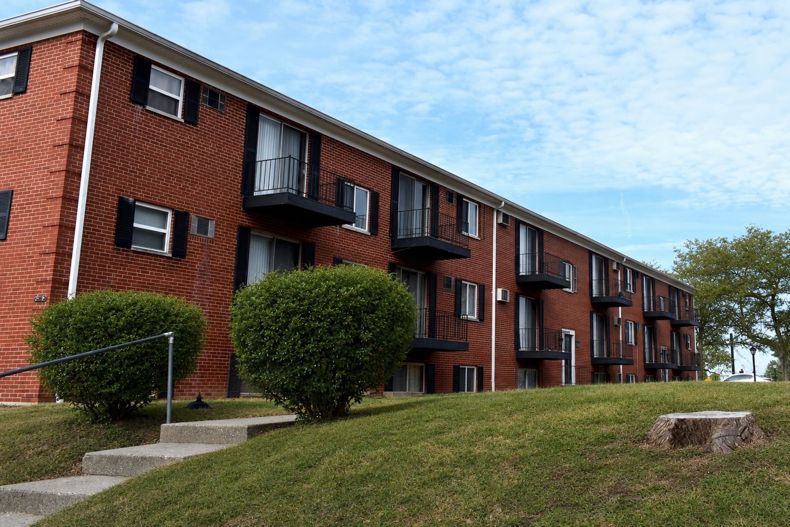 Cincinnati Apartment: 830 Beecher Street
