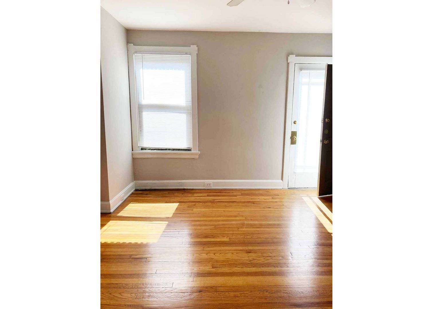 Cincinnati Apartment: 3404 Whitfield Avenue
