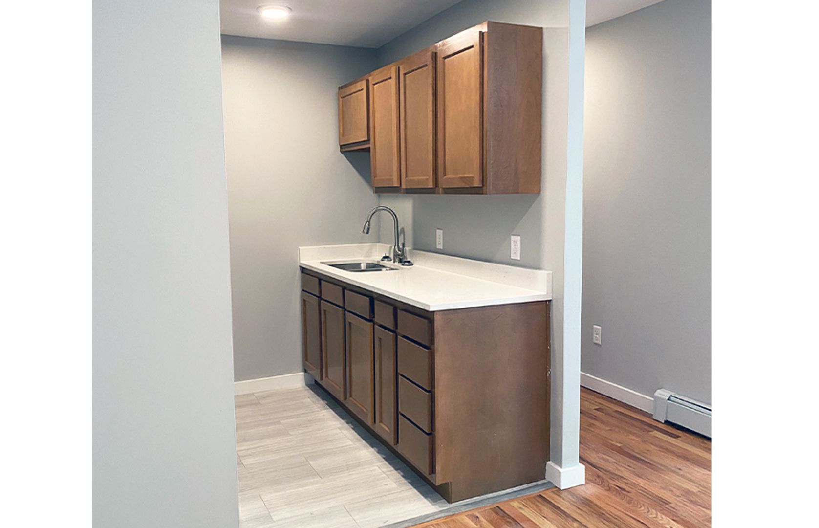 Cincinnati Apartment: 3051 Marshall Avenue