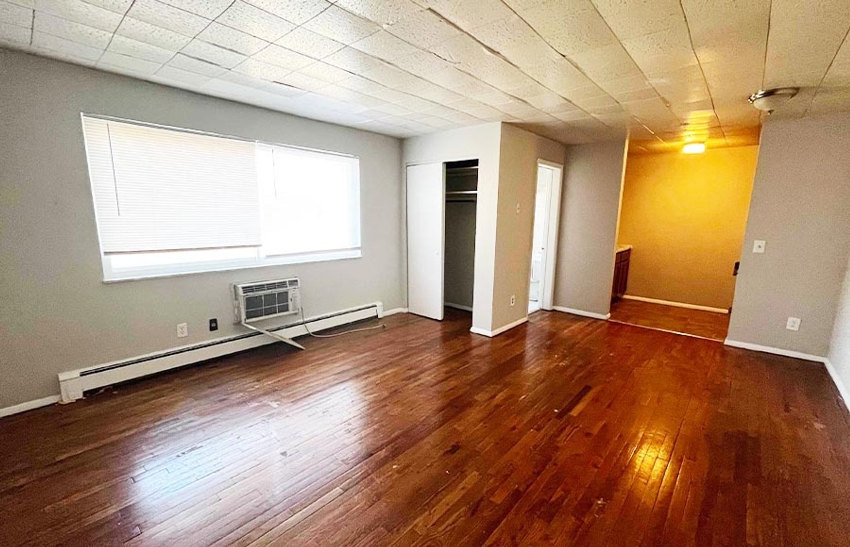 Cincinnati Apartment: 3209 Bishop Street