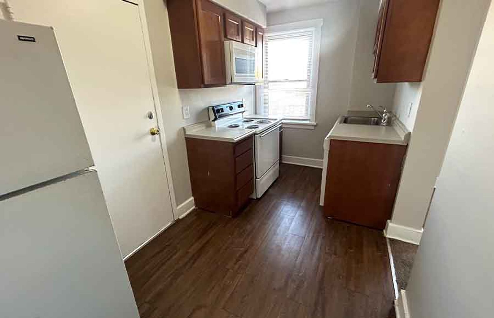 Cincinnati Apartment: 3404 Whitfield Avenue