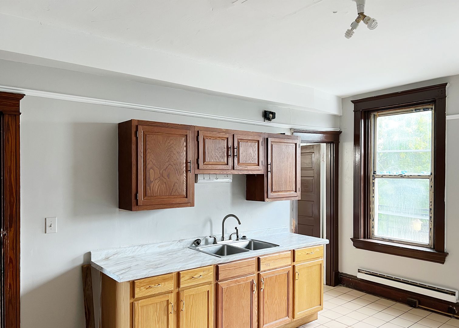 Cincinnati Apartment: 3211 Jefferson Avenue