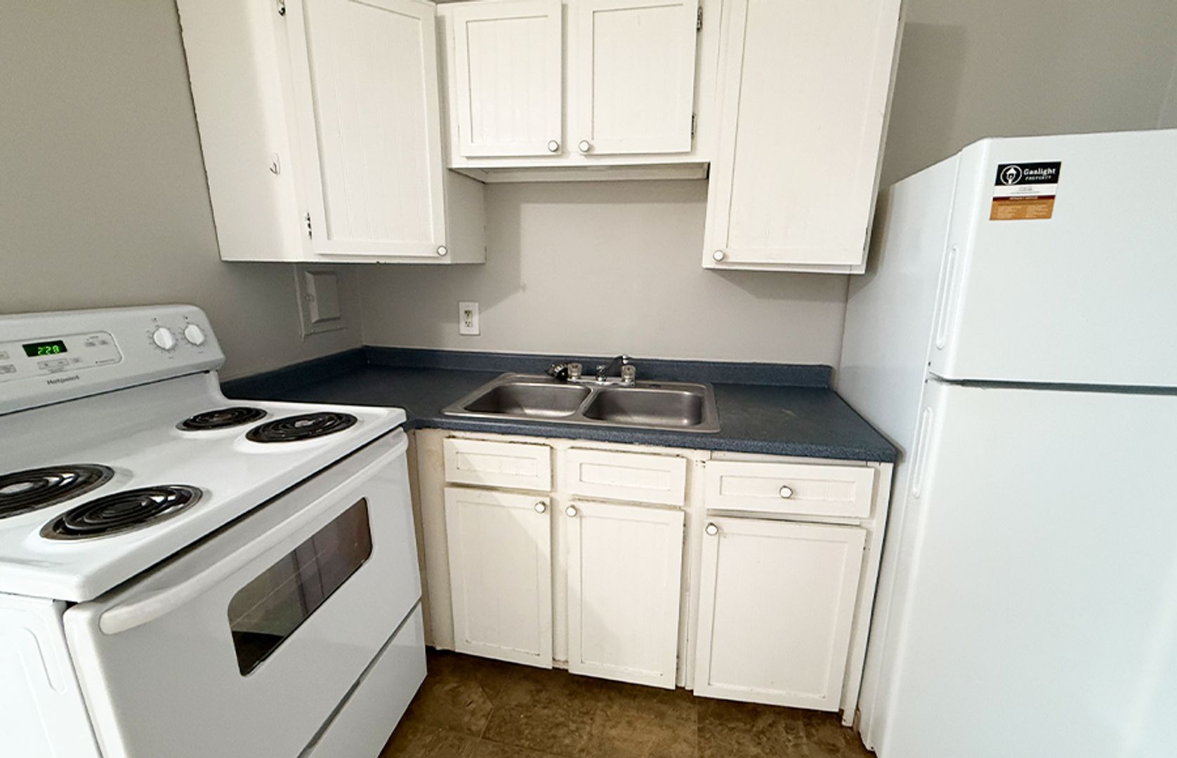 Cincinnati Apartment: 332 Ludlow Avenue