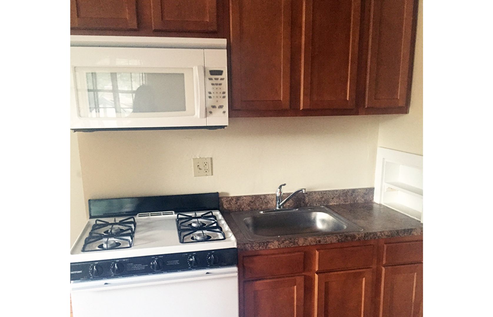 Cincinnati Apartment: 3304 Jefferson Avenue