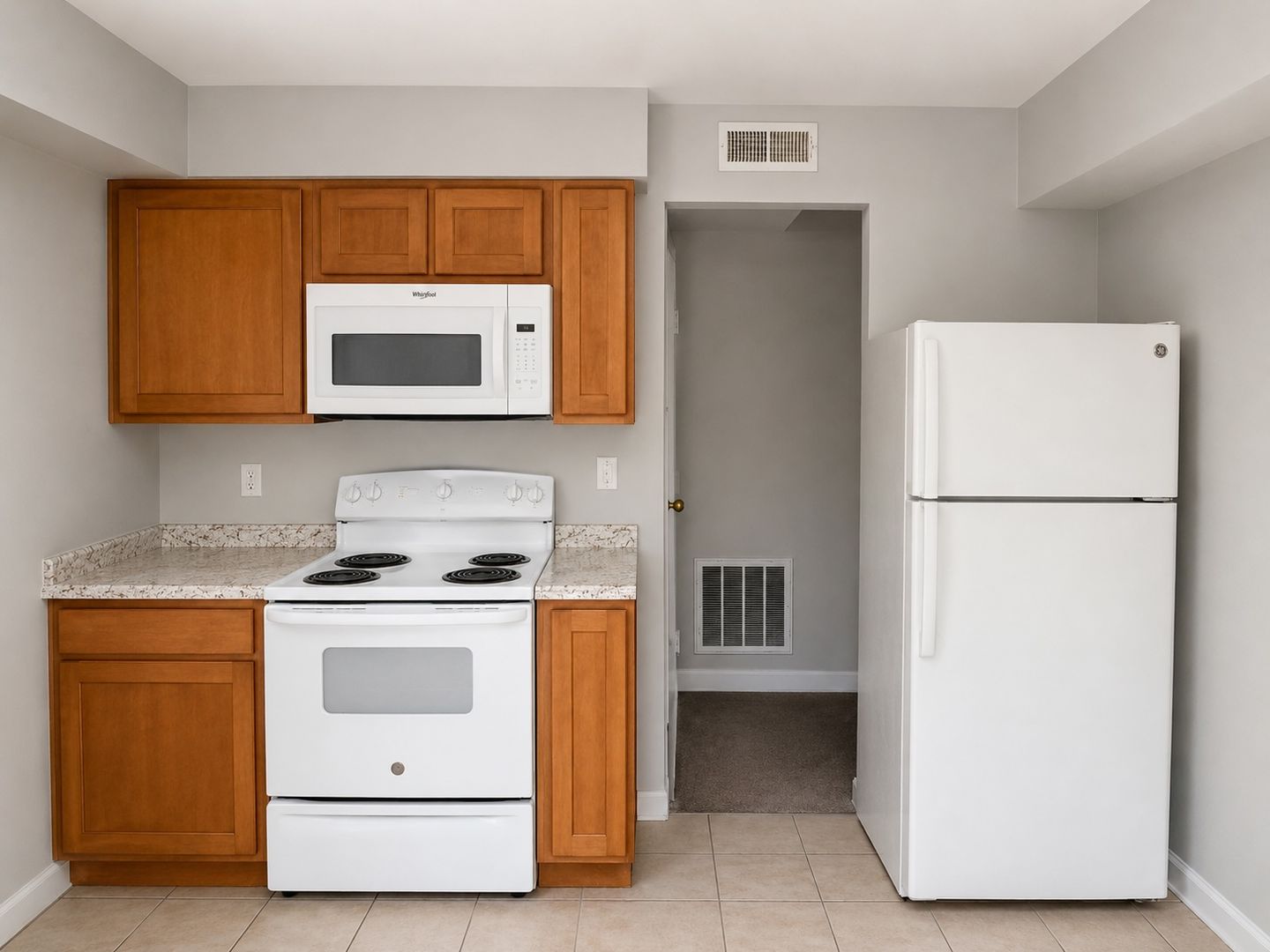 Cincinnati Apartment: 3404 Whitfield Avenue