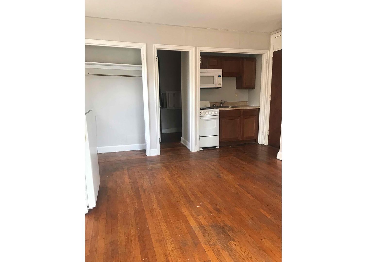 Cincinnati Apartment: 3304 Jefferson Avenue