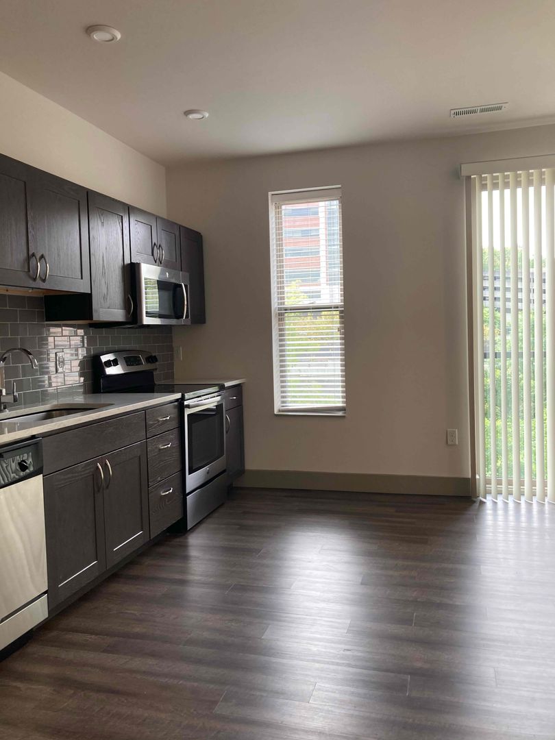 Cincinnati Apartment: 3240 Whitfield Avenue